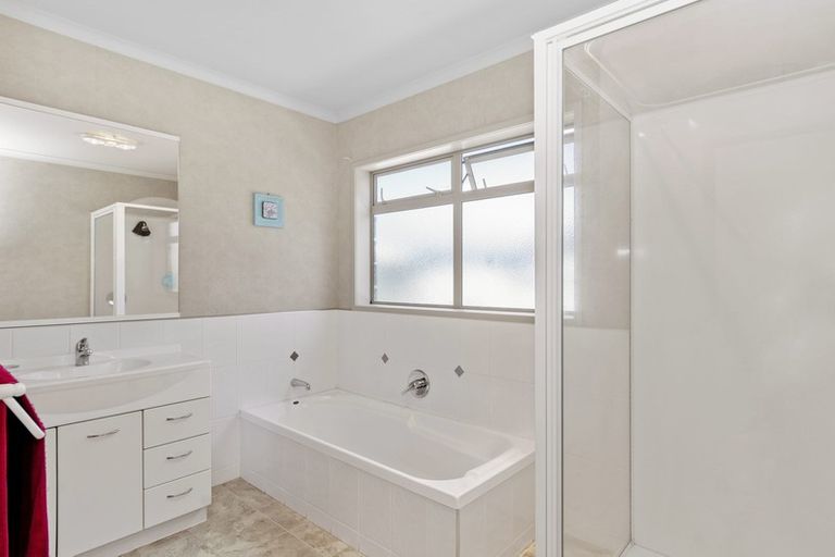 Photo of property in 3 Aspen Place, Papamoa Beach, Papamoa, 3118