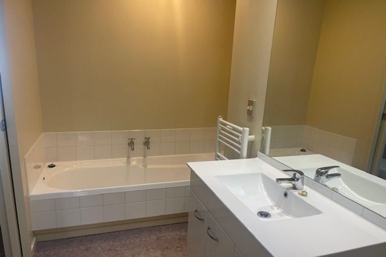 Photo of property in 6 Seadown Crescent, Amberley, 7410