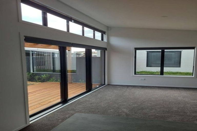Photo of property in 49a Constable Road, Waiuku, 2123