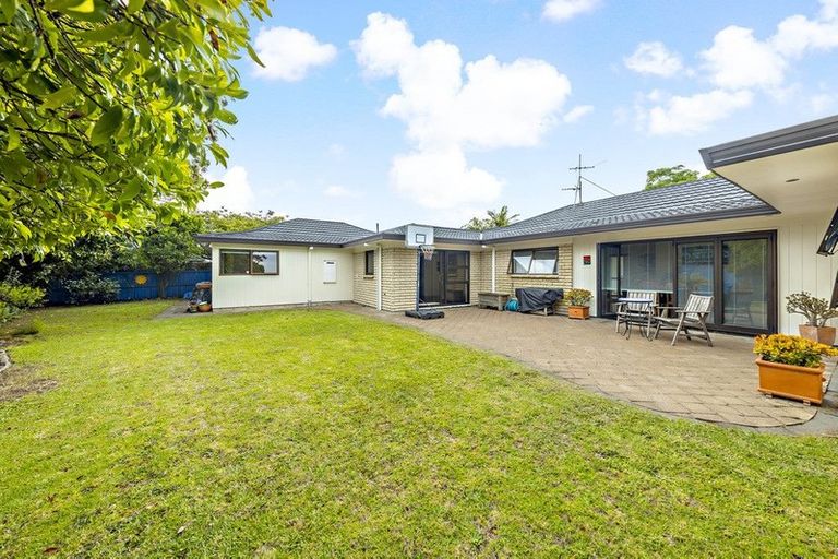 Photo of property in 4 Riksha Place, Conifer Grove, Takanini, 2112