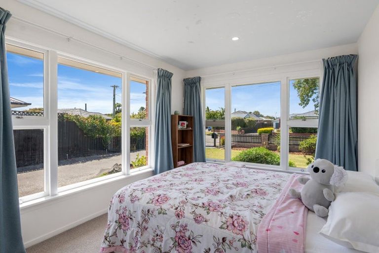 Photo of property in 3 Bygrave Place, Bishopdale, Christchurch, 8053