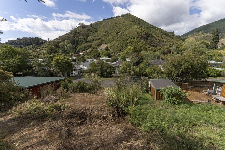 Photo of property in 17 Robinson Road, The Brook, Nelson, 7010