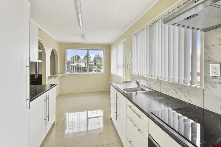 Photo of property in 6 Narada Place, Papatoetoe, Auckland, 2025