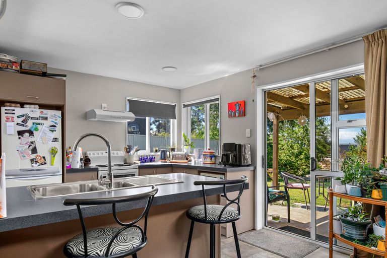 Photo of property in 11 Kamaka Crescent, Bridge Hill, Alexandra, 9320