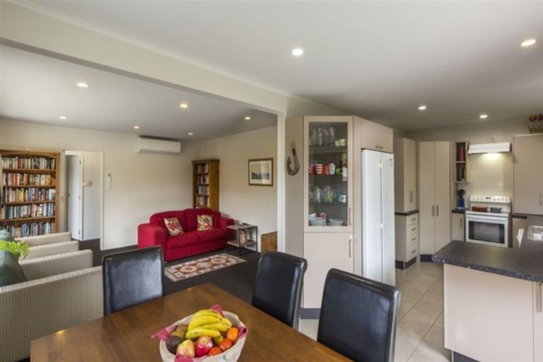 Photo of property in 37 Flower Street, Bryndwr, Christchurch, 8053