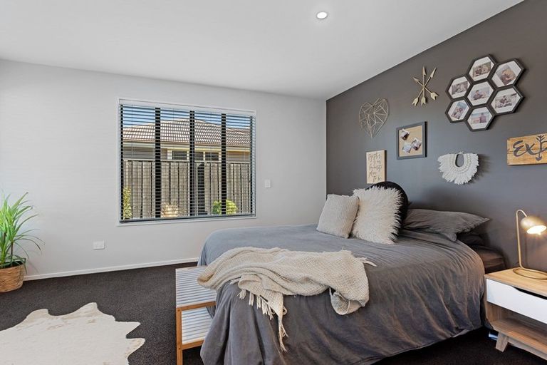 Photo of property in 12 Tutaipatu Avenue, Pegasus, 7612