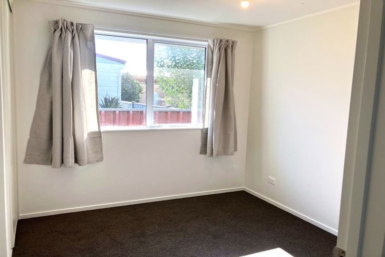 Photo of property in 15 Parker Crescent, Otara, Auckland, 2023