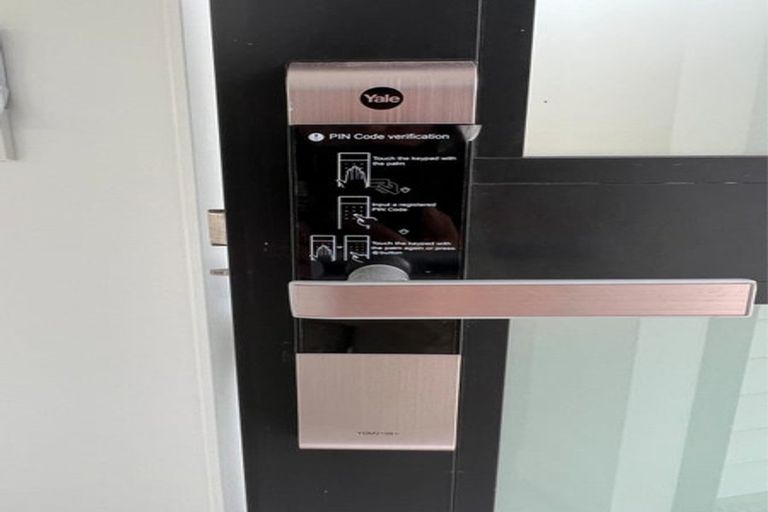 Photo of property in 37b Matipo Road, Mairangi Bay, Auckland, 0630