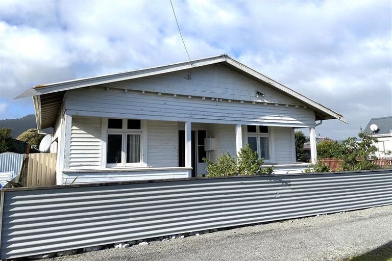 Photo of property in 49 Blake Street, Blaketown, Greymouth, 7805
