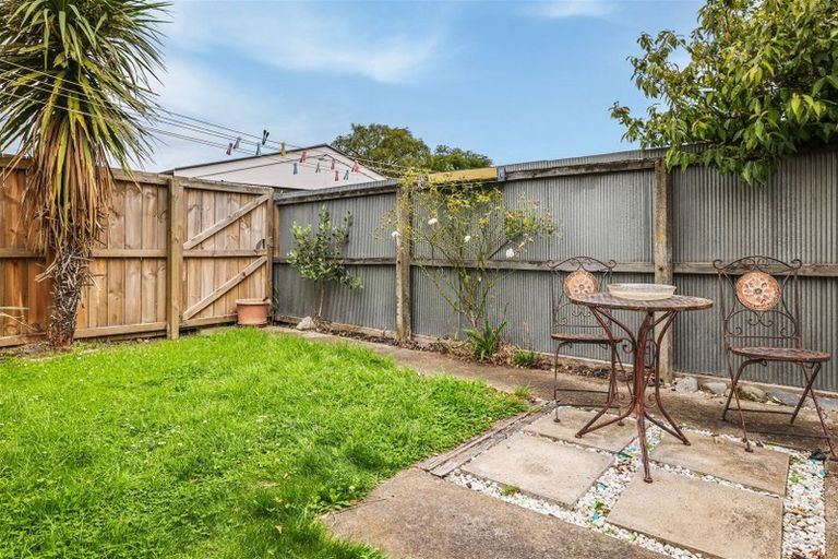 Photo of property in 3/30 Sylvan Street, Hillmorton, Christchurch, 8024