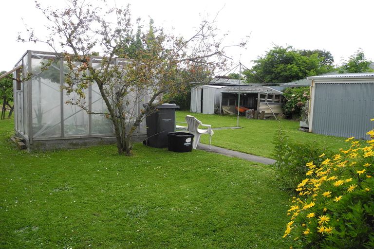 Photo of property in 56 Rhodes Street, Waimate, 7924