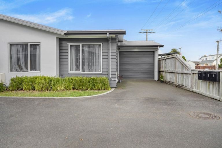 Photo of property in 22a Cameron Road, Hamilton East, Hamilton, 3216