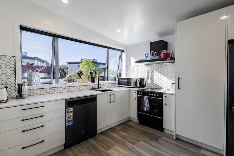 Photo of property in 52 Maitland Street, Dunedin Central, Dunedin, 9016