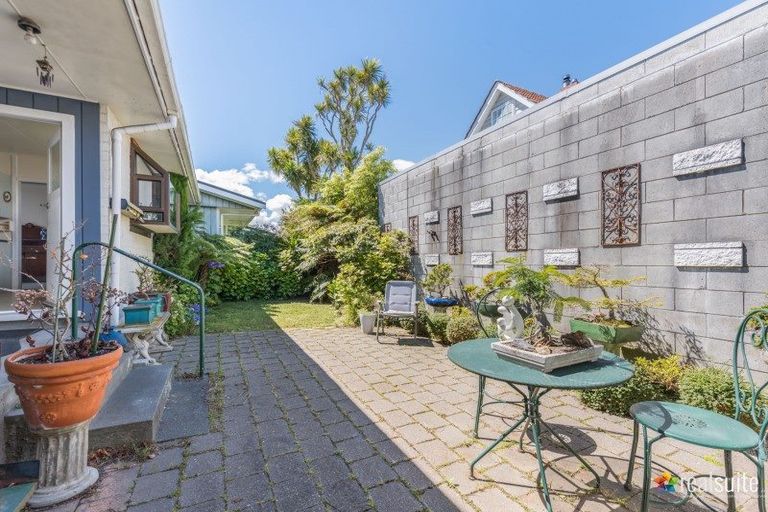 Photo of property in 48b Queens Grove, Hutt Central, Lower Hutt, 5010