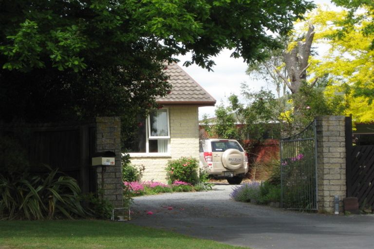 Photo of property in 13 Ebert Place, Rangiora, 7400