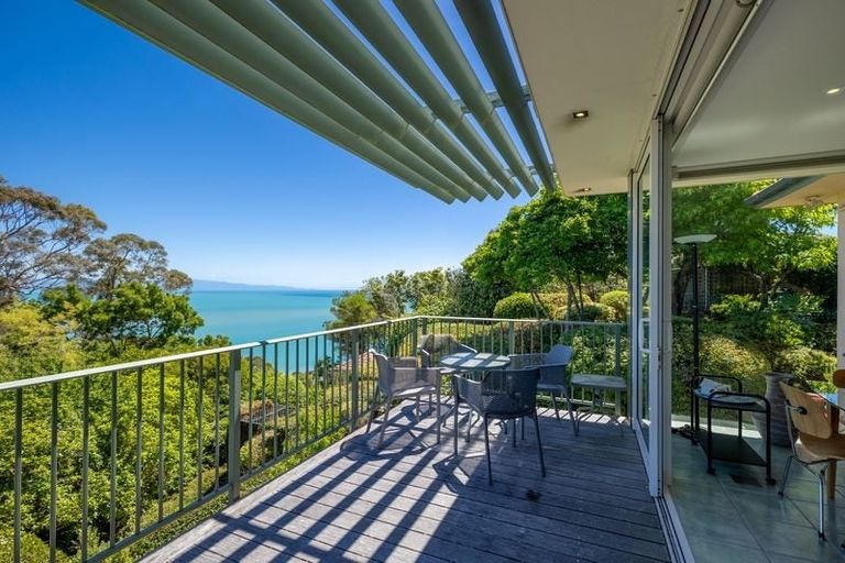 Photo of property in 274 Princes Drive, Britannia Heights, Nelson, 7010