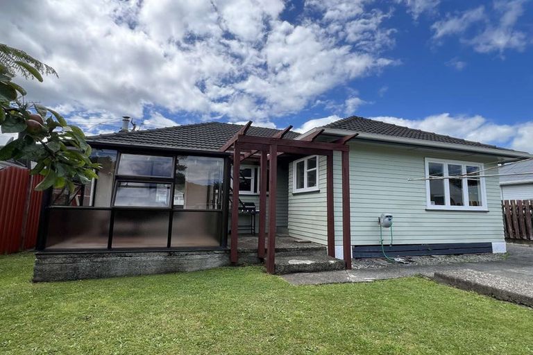 Photo of property in 137 Wise Street, Wainuiomata, Lower Hutt, 5014