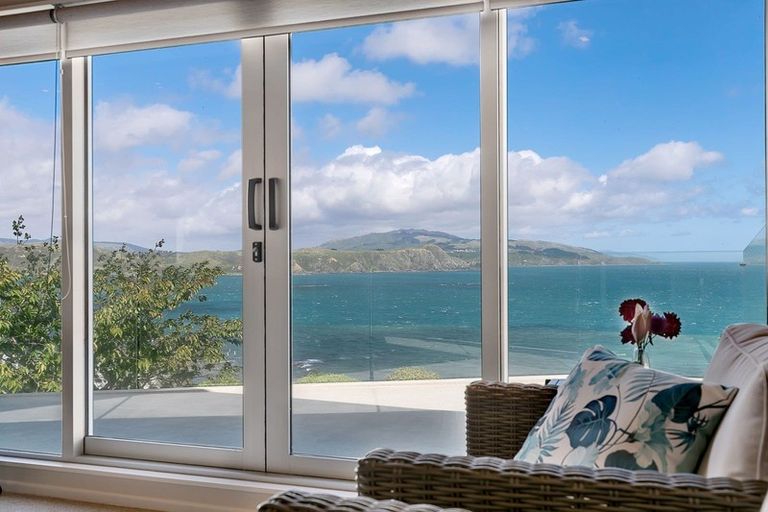 Photo of property in 3 Ogilvy Terrace, Plimmerton, Porirua, 5026