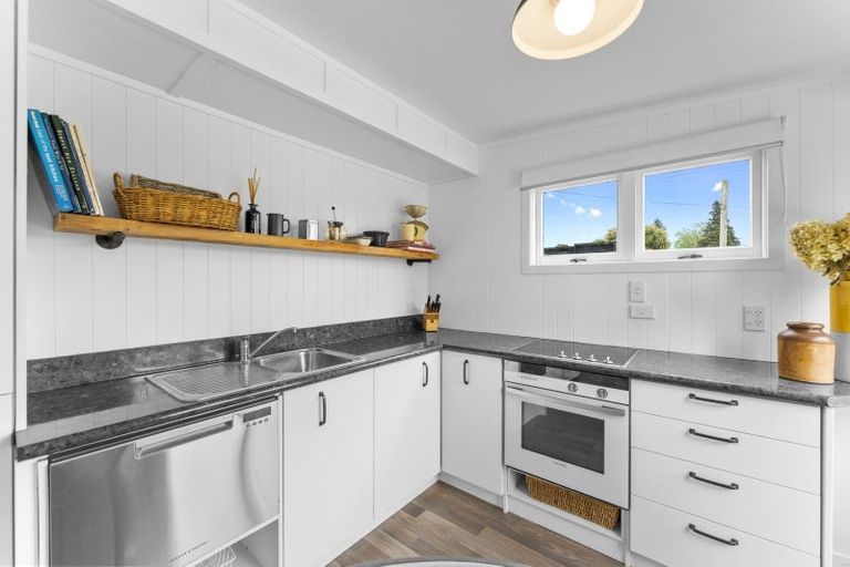 Photo of property in 17 Lake Road, Mangakino, 3421