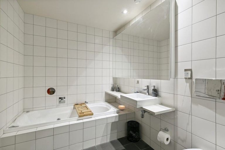 Photo of property in The Wellington Suites, 883/233 Cuba Street, Te Aro, Wellington, 6011