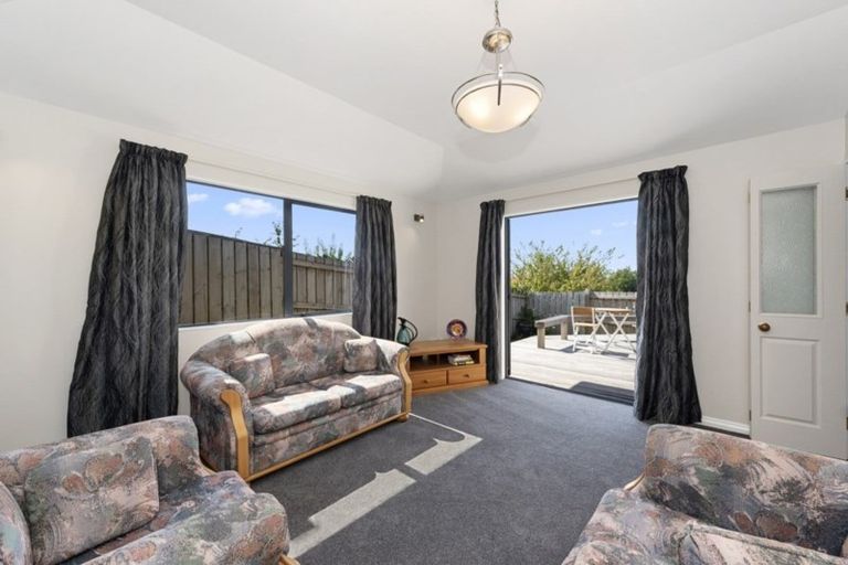 Photo of property in 57 Forest Lake Road, Forest Lake, Hamilton, 3200