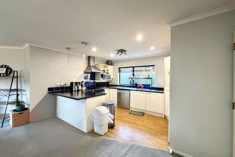 Photo of property in 30 Nuneaton Drive, Flat Bush, Auckland, 2019