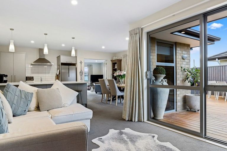 Photo of property in 12 Wootton Place, Kaiapoi, 7630