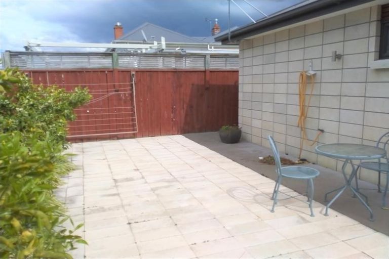 Photo of property in 49a Avenue Road, Greenmeadows, Napier, 4112