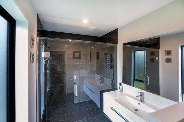 Photo of property in 40 Meyer Crescent, Halswell, Christchurch, 8025