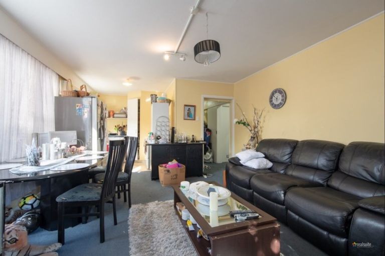 Photo of property in 2/253 Waterloo Road, Hutt Central, Lower Hutt, 5011