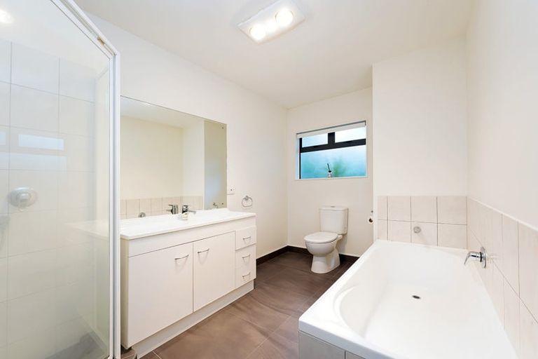 Photo of property in 9 San Ignacio Court, Henderson, Auckland, 0612