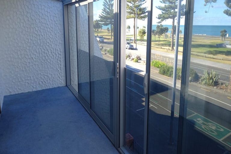 Photo of property in 455 Marine Parade, Napier South, Napier, 4110