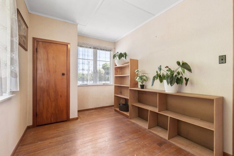 Photo of property in 44 Kings Drive, Levin, 5510