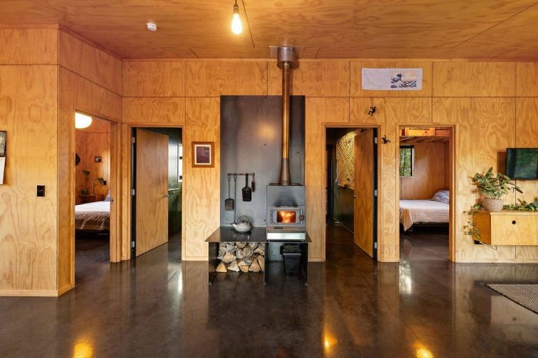 Photo of property in 15 Somerset Street, Kingston, Athol, 9793