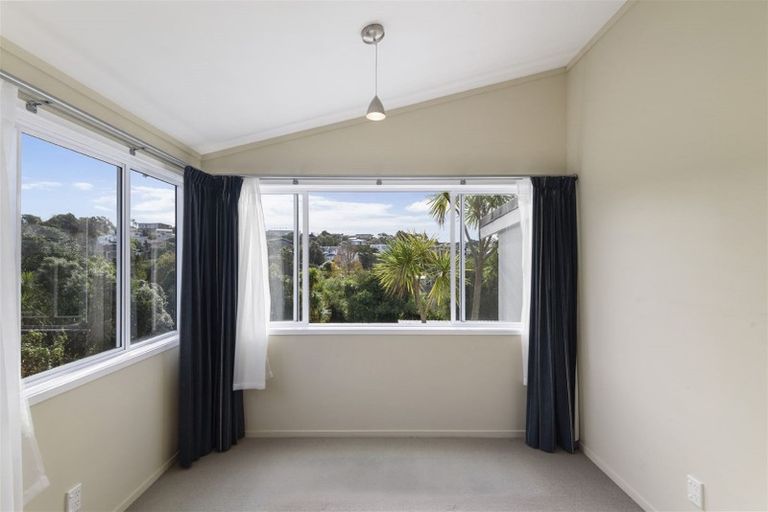 Photo of property in 33 Beulah Avenue, Rothesay Bay, Auckland, 0630
