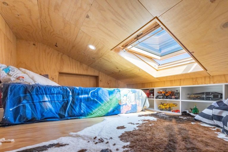 Photo of property in 4 Turakina Street, Merrilands, New Plymouth, 4312