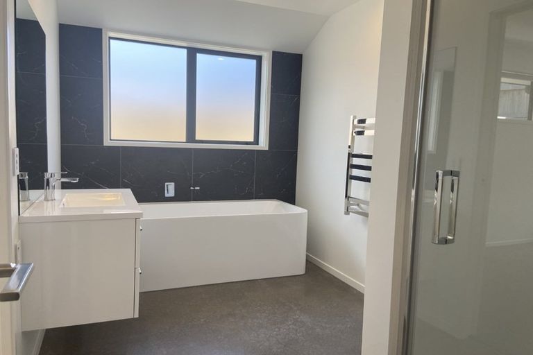 Photo of property in 29 Sycamore Grove, Lower Vogeltown, New Plymouth, 4310