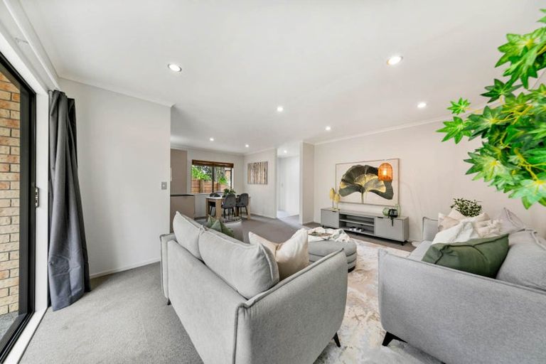 Photo of property in 17c Tirimoana Road, Te Atatu South, Auckland, 0602