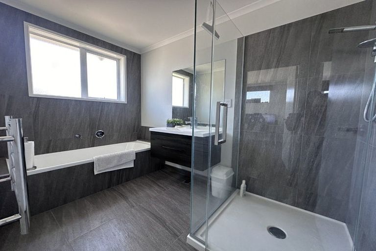 Photo of property in 105 Ormonde Drive, Silverdale, 0932