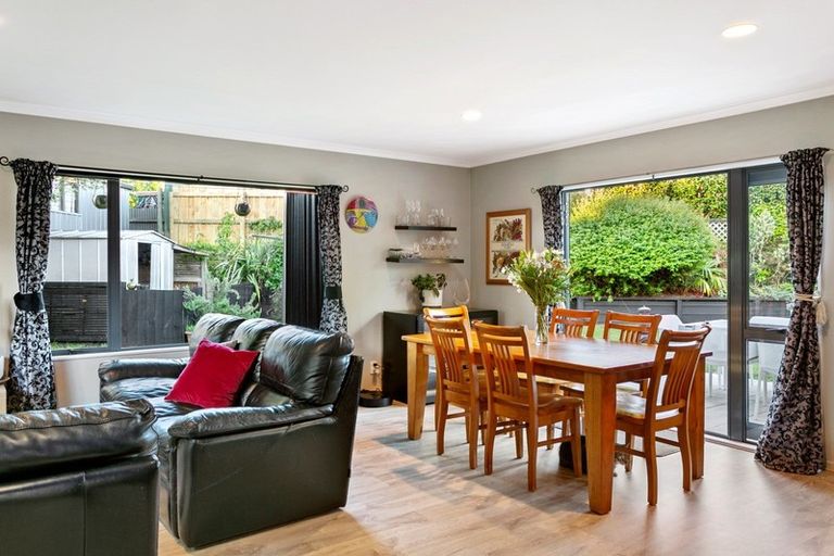 Photo of property in 2 Balmoral Drive, Hilltop, Taupo, 3330