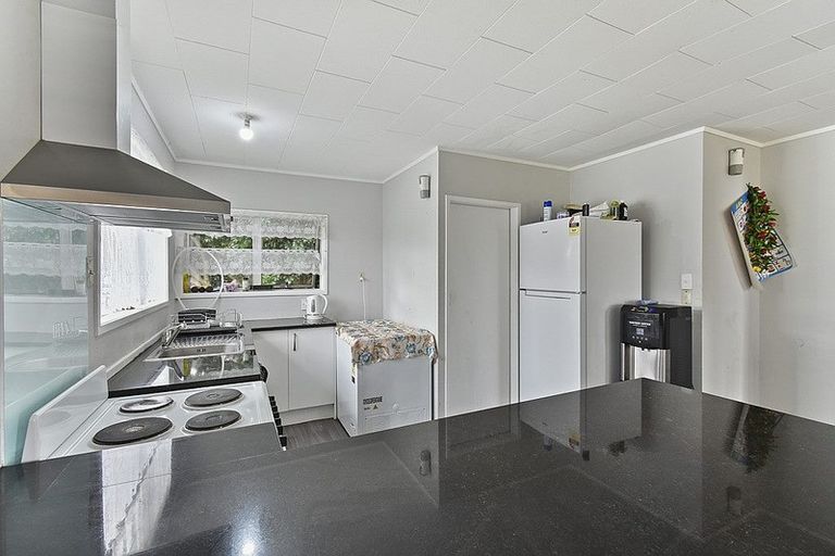 Photo of property in 1/12 Naomi Place, Manurewa, Auckland, 2102