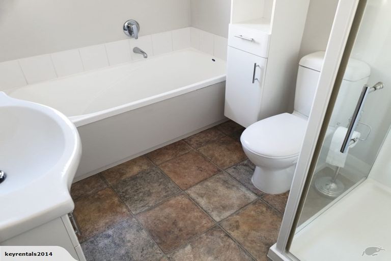 Photo of property in 4 Willoughby Street, Woburn, Lower Hutt, 5010