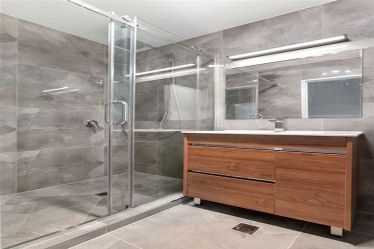 Photo of property in 4b Udys Road, Pakuranga, Auckland, 2010