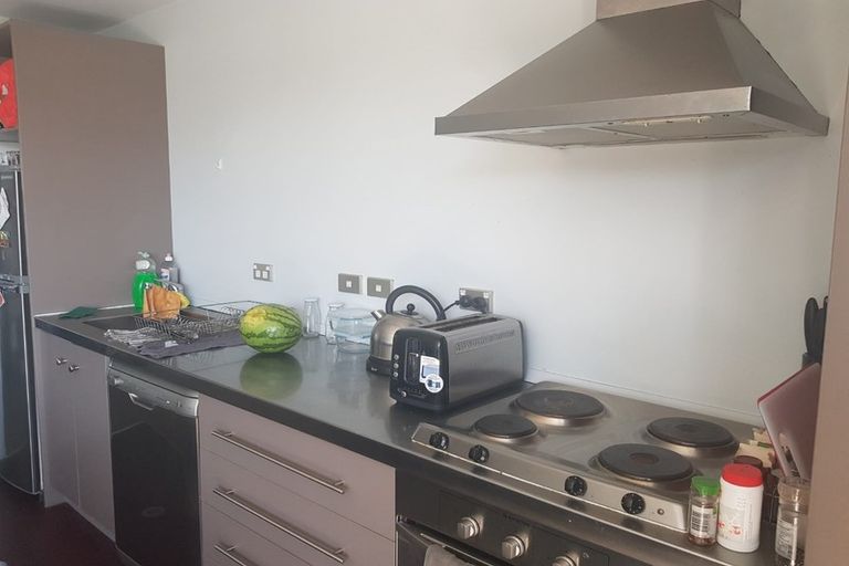 Photo of property in Vespa Apartments, 505/20 Hanson Street, Mount Cook, Wellington, 6021