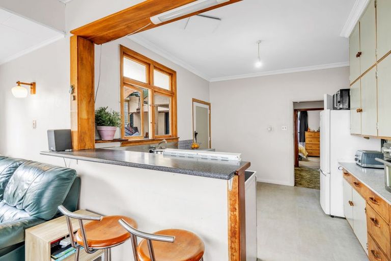 Photo of property in 105 Vogel Street, Roslyn, Palmerston North, 4414