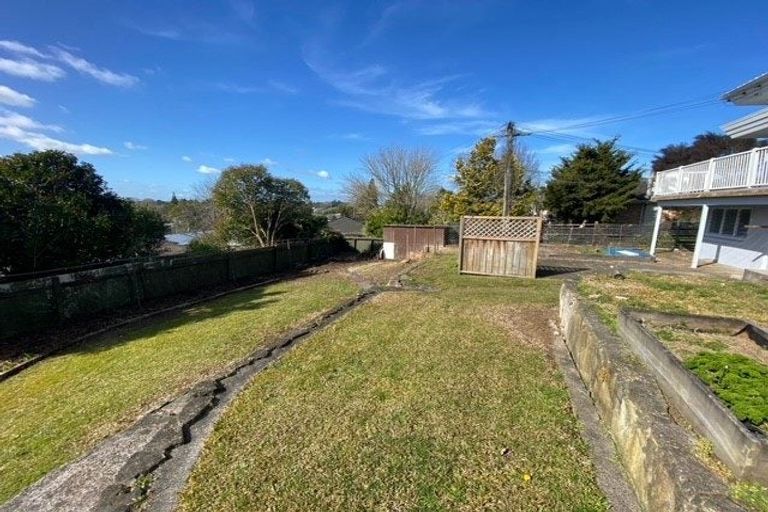 Photo of property in 5 Corbett Avenue, Hillcrest, Hamilton, 3216