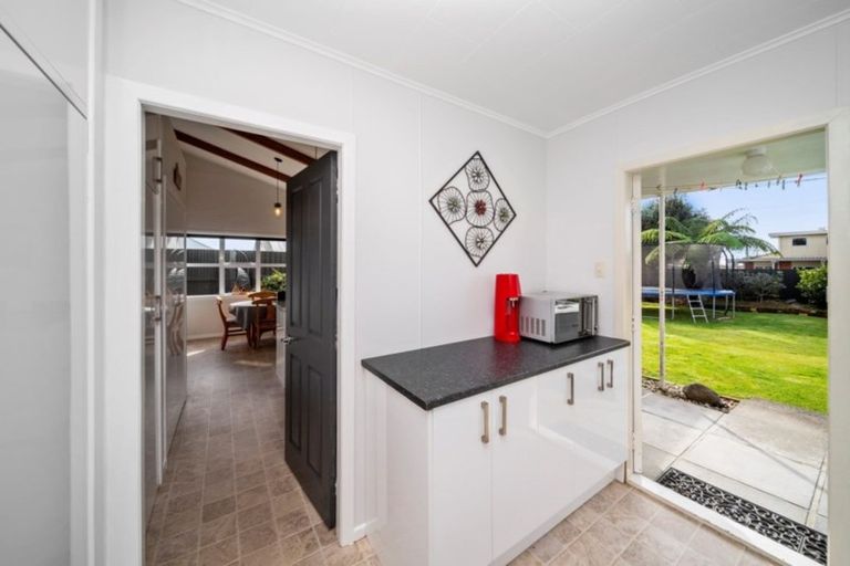 Photo of property in 36 Ariel Street, Stratford, 4332