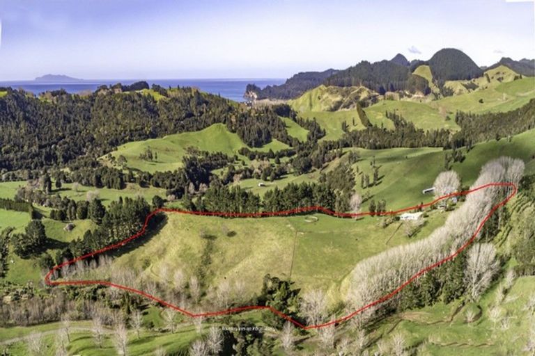 Photo of property in 2121a Waihi Whangamata Road, Whiritoa, Whangamata, 3691