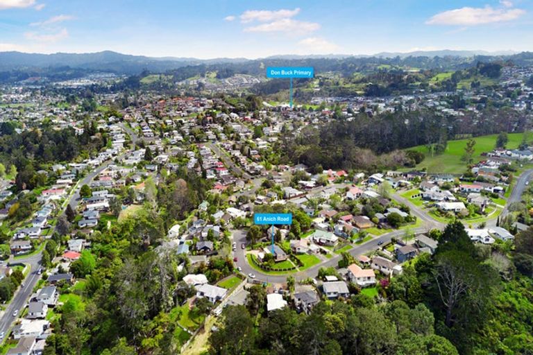 Photo of property in 61 Anich Road, Massey, Auckland, 0614