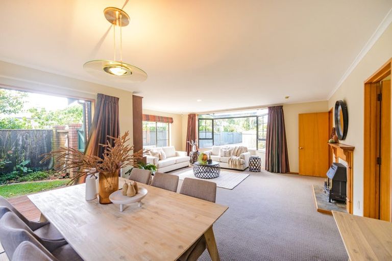 Photo of property in 7a Palm Avenue, Hokowhitu, Palmerston North, 4410